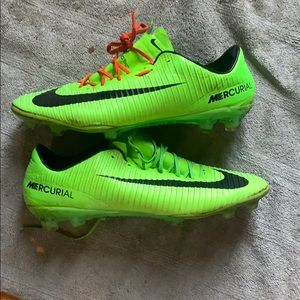 Pro Nike mercurial cleats